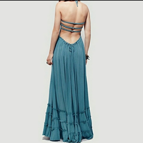 Dresses & Skirts - Strappy back sundress. Entire closet is BOGO.